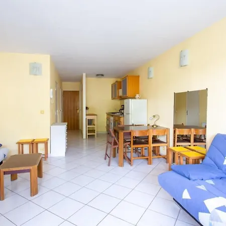Orangers Furnished * Αντίμπ