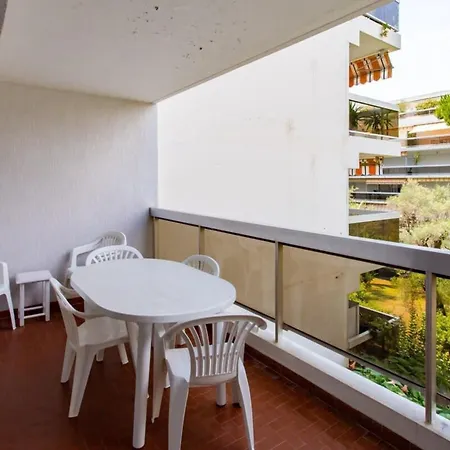 Orangers Furnished Διαμέρισμα