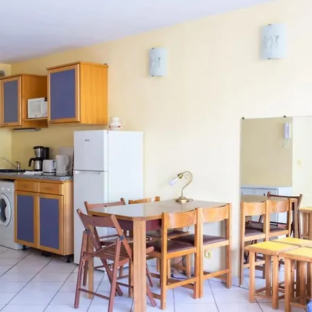 Orangers Furnished * Αντίμπ